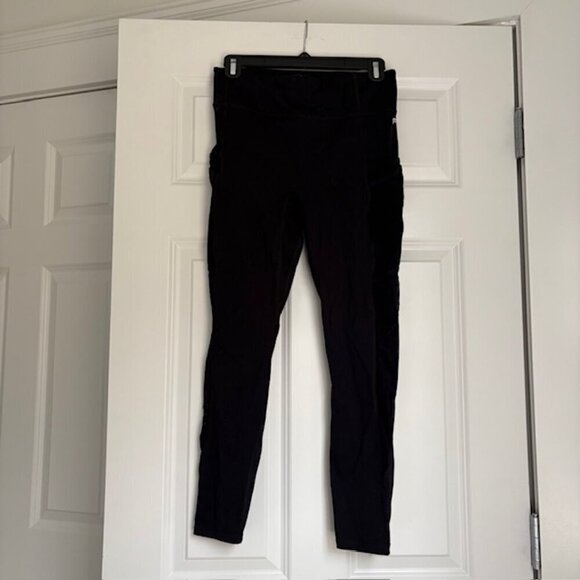 Fabletics Black Mid Rise Leggings with Mesh Side Panels & Pockets - Picture 2 of 6